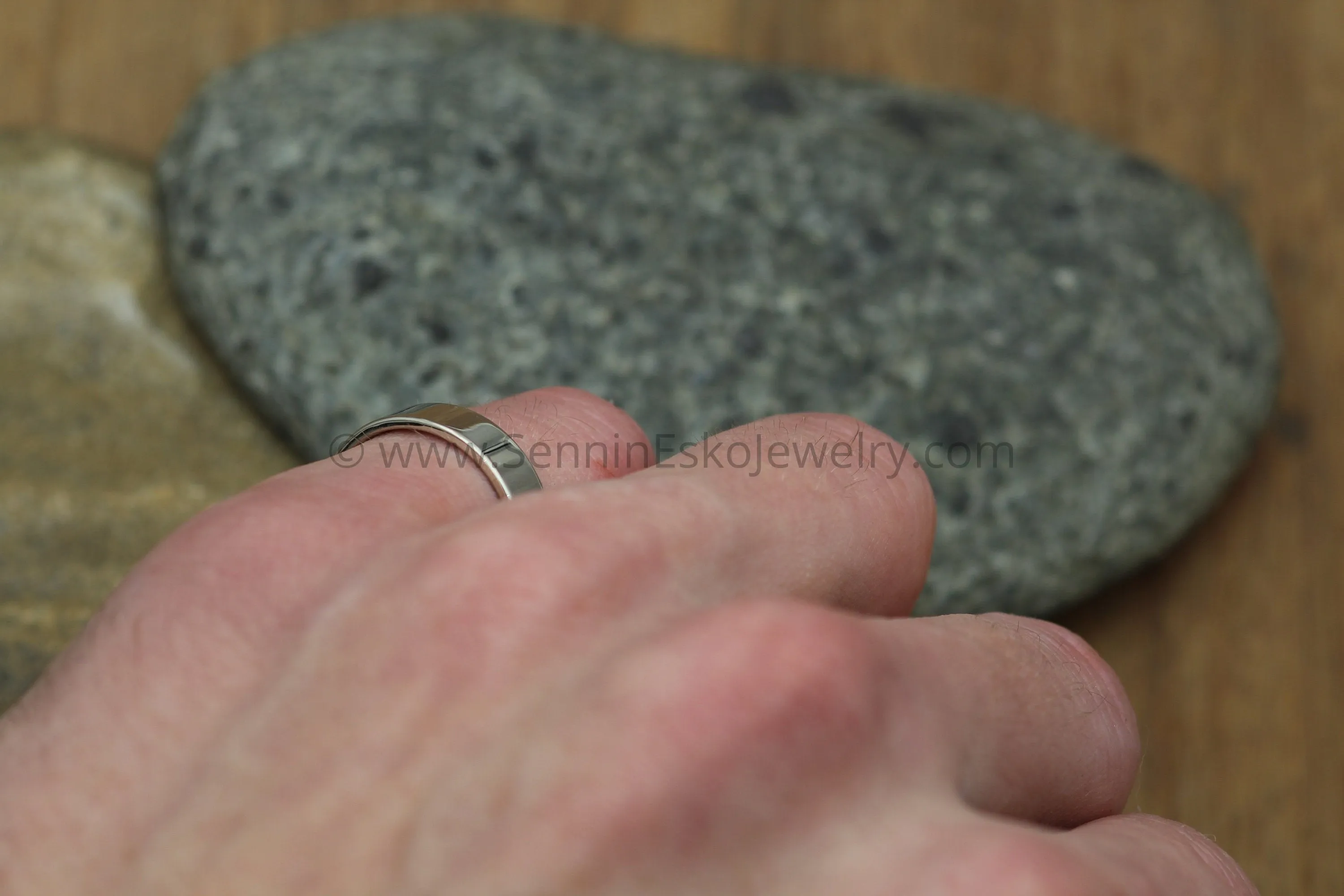 14kt White Gold 5x1.2mm Flat Band - Glossy Finish