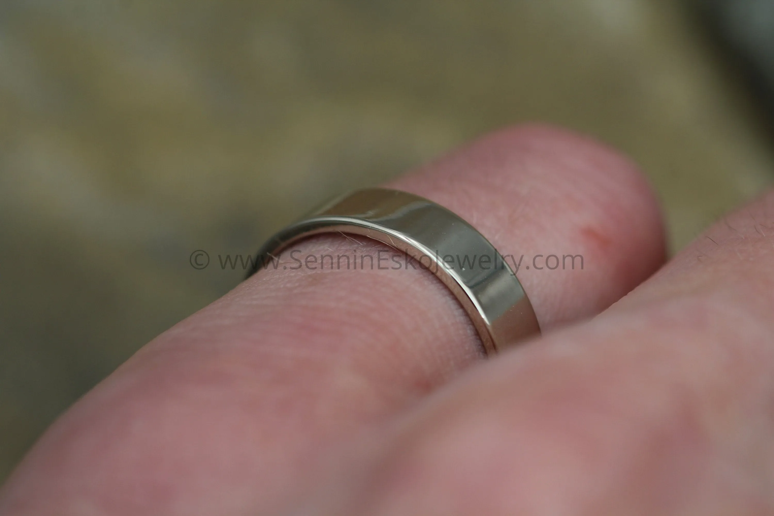 14kt White Gold 5x1.2mm Flat Band - Glossy Finish