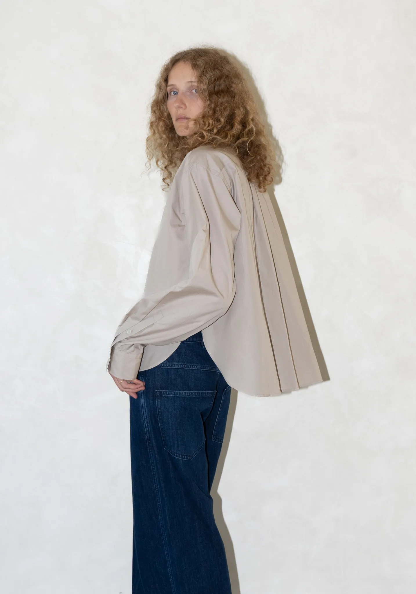 Brit Button Front Shirt in Stone