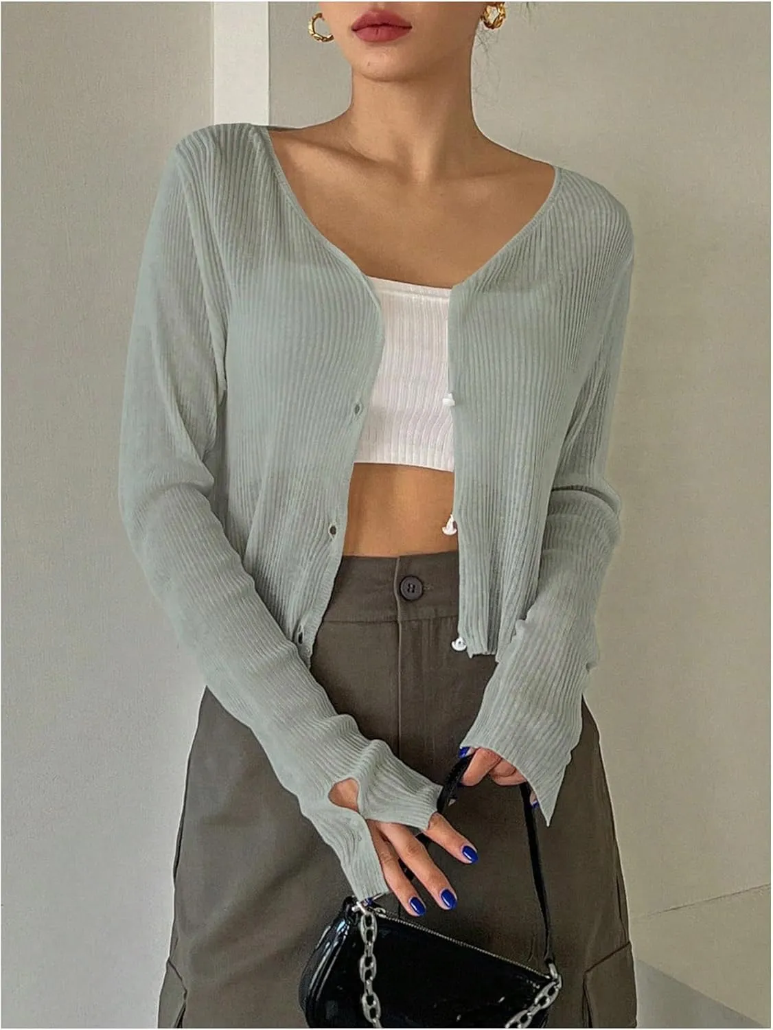 Floerns Women's Ribbed Knit Long Sleeve Button Front V Neck Cardigan Crop Top