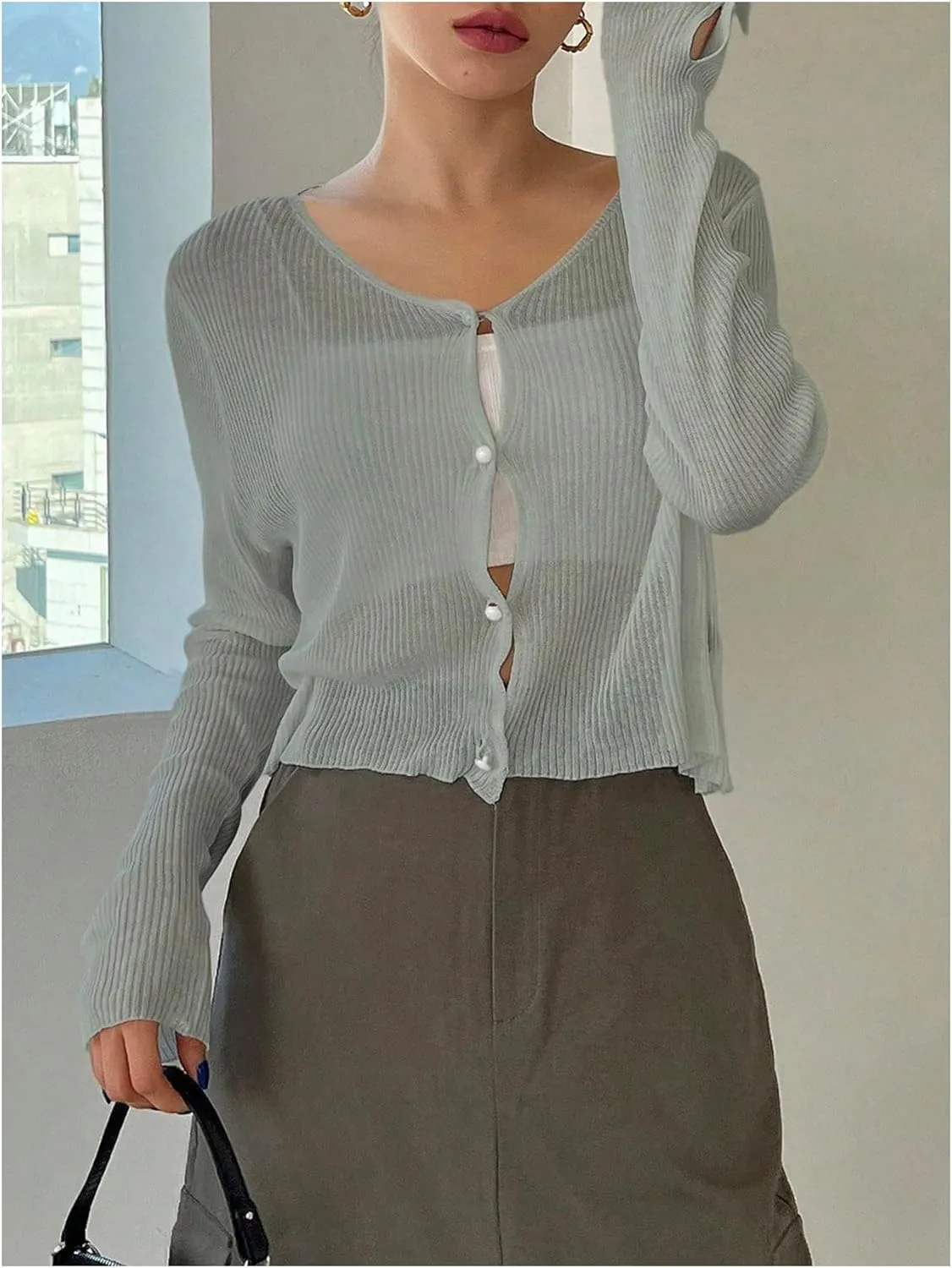 Floerns Women's Ribbed Knit Long Sleeve Button Front V Neck Cardigan Crop Top