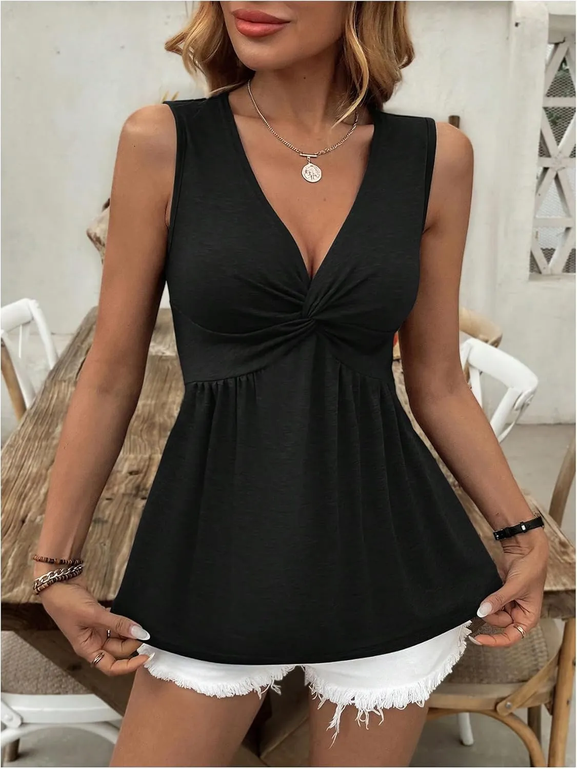 SOLY HUX Women's Tank Top Twist Front V Neck Sleeveless Peplum Summer Tops