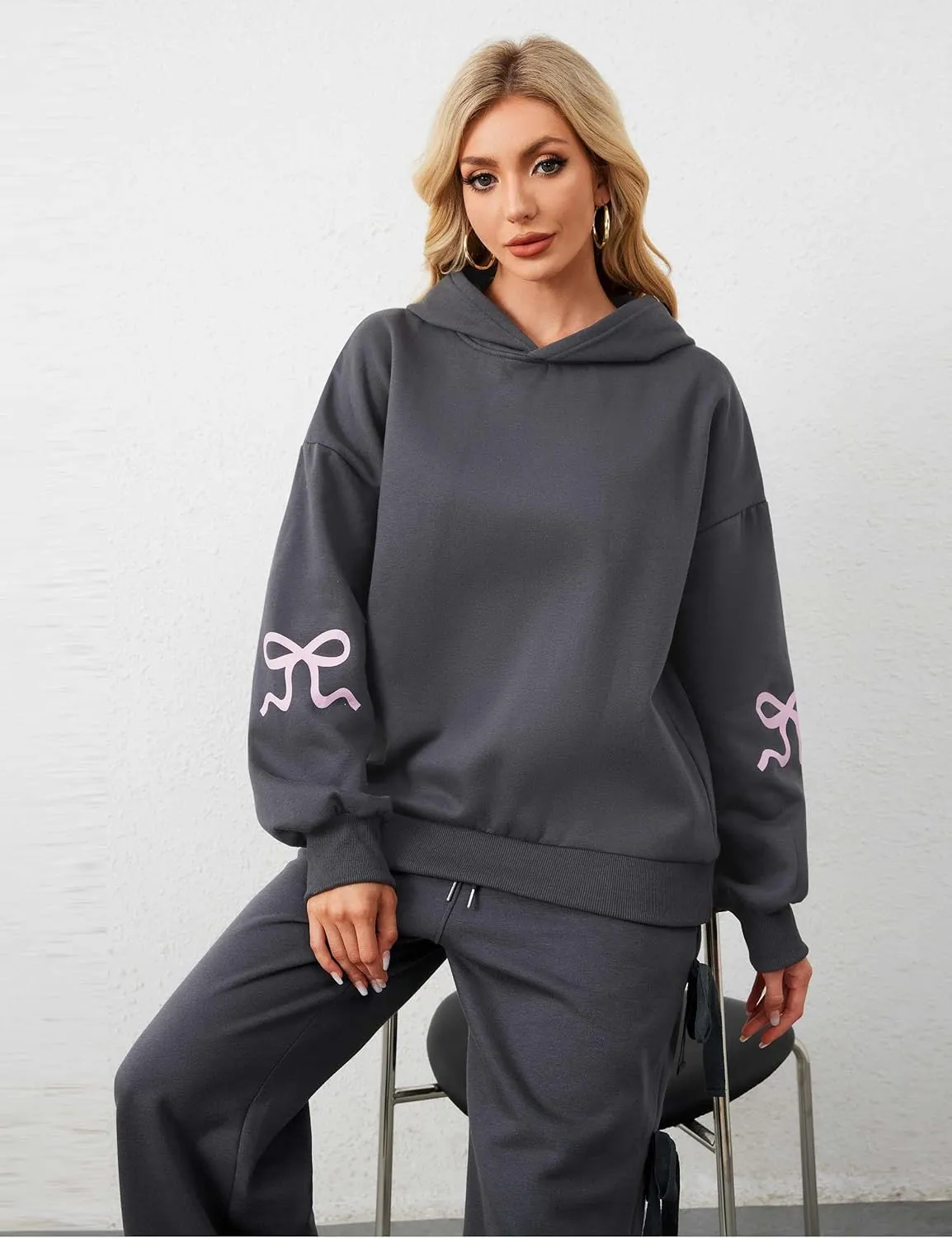 Women Pink Bow Hoodies Loose Fit Long Sleeve Graphic Preppy Hoodies Casual Y2k Cute Hoodies for Teen Girls Outfits